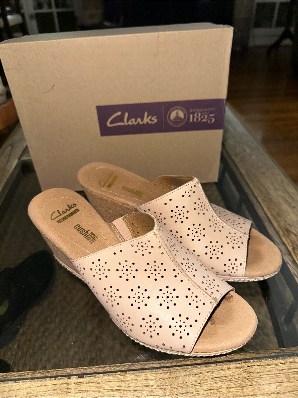 Clarks Women's Helio Corridor Nude Leather Slip-On Mules